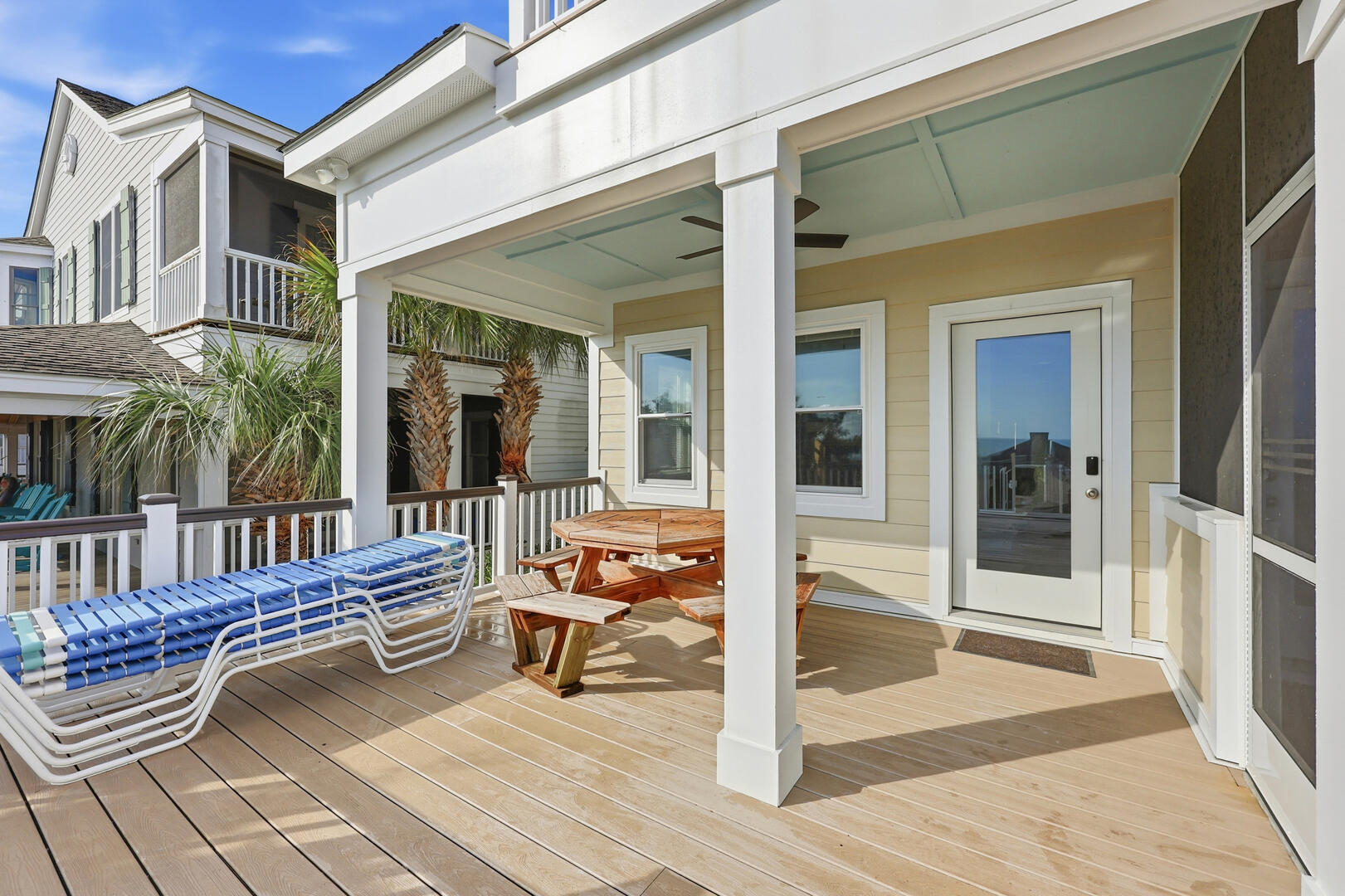 Towne House | Photo 34