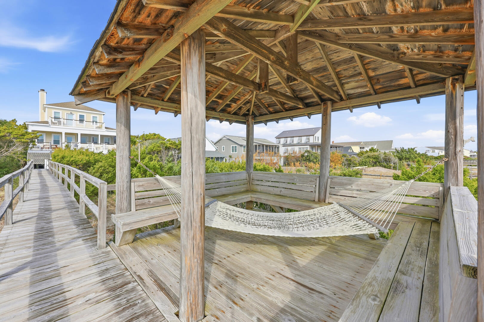 Towne House | Photo 39