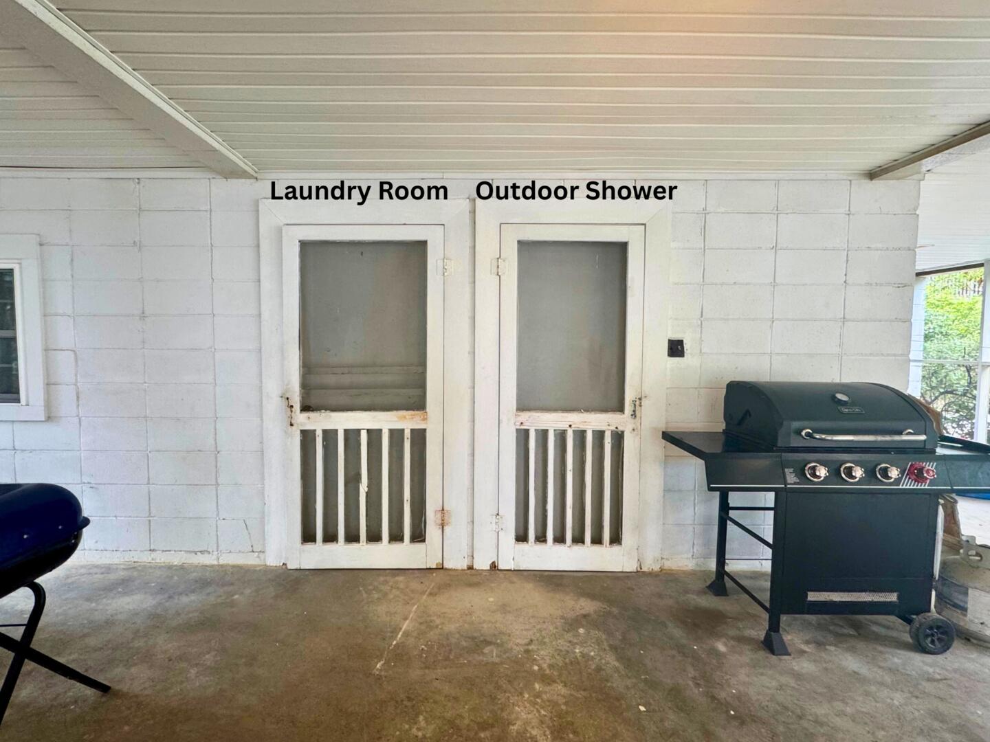 Dino's Retreat | Photo 31