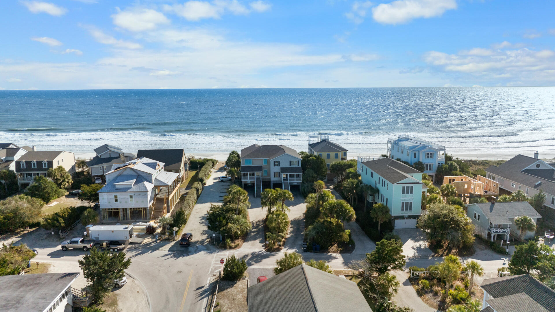 Fins to the Left | Photo 37