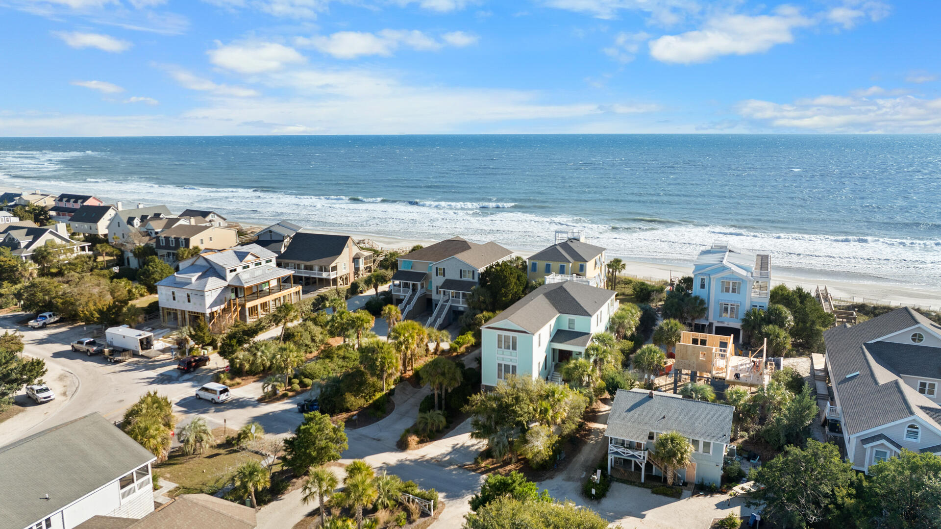 Fins to the Left | Photo 38