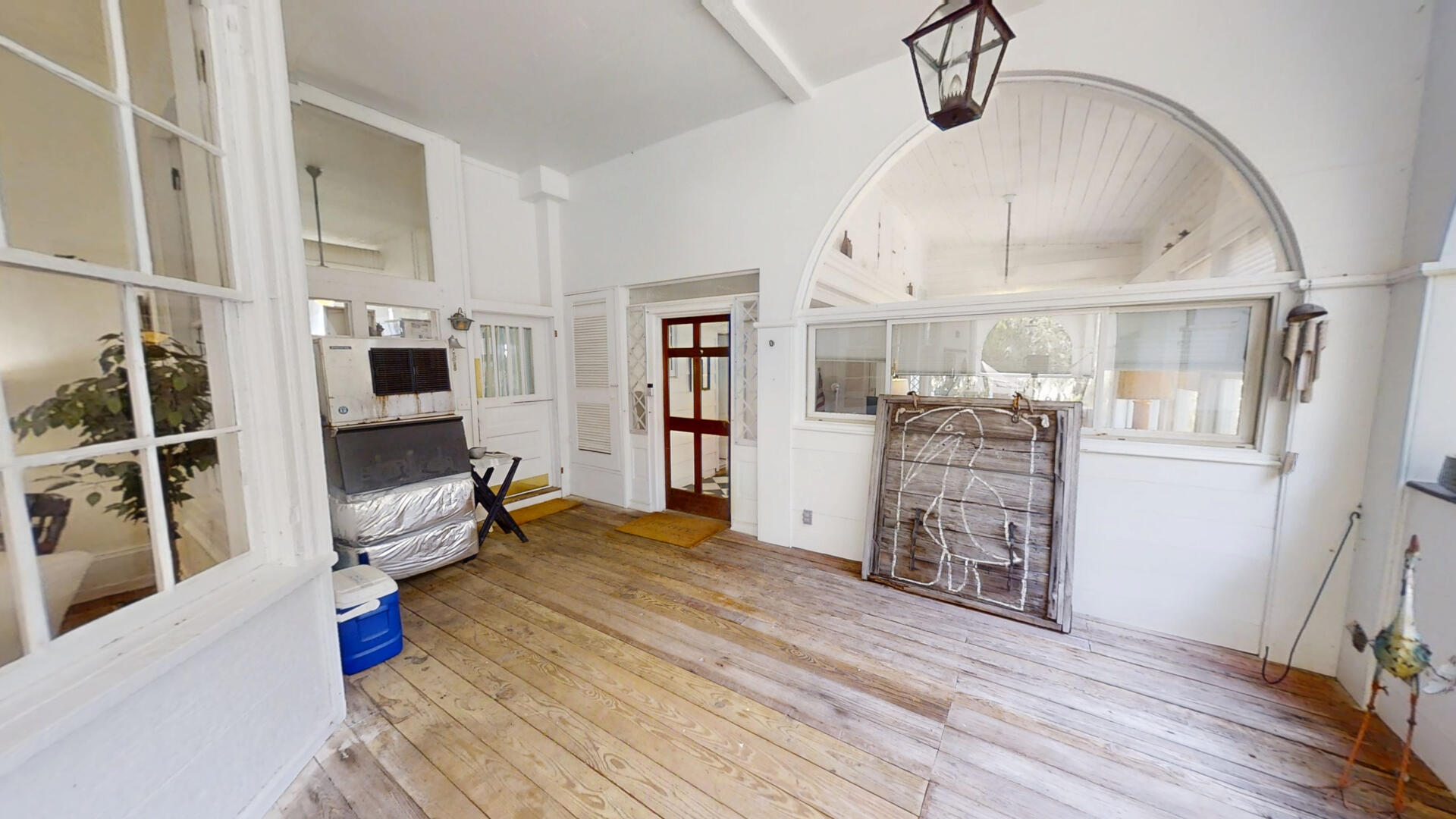 Pelican Inn | Photo 16