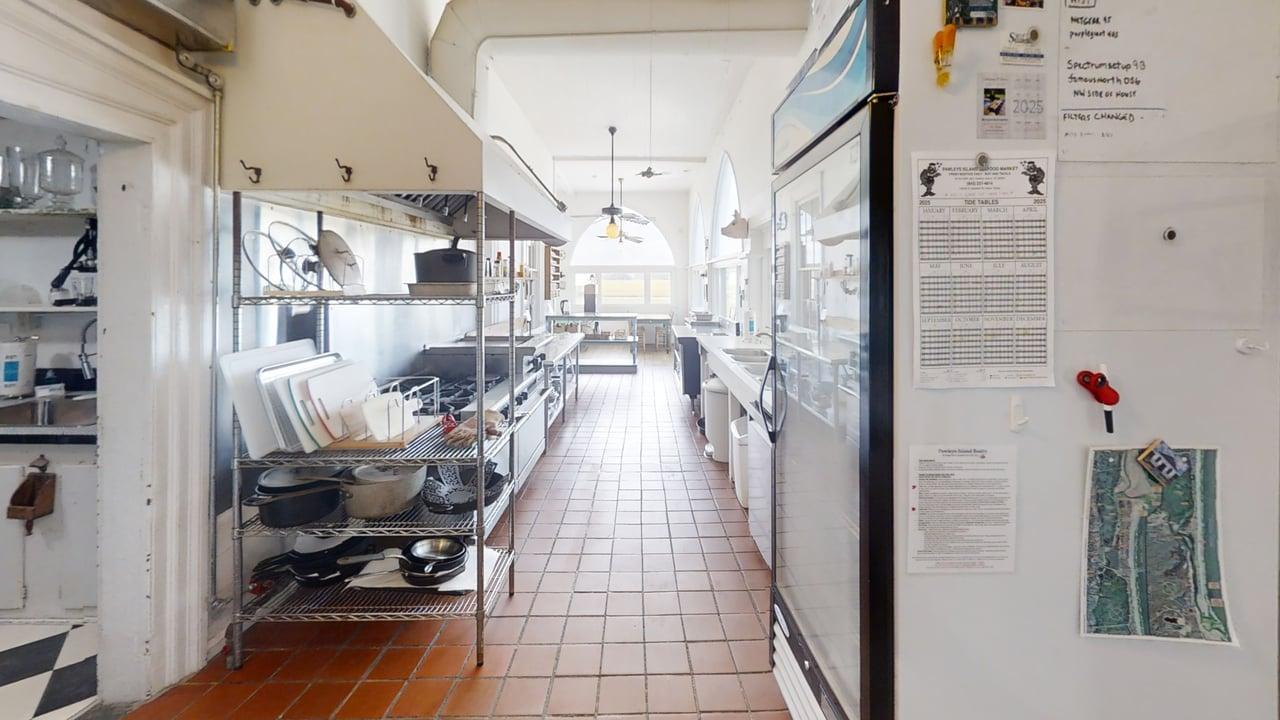 Pelican Inn | Photo 17