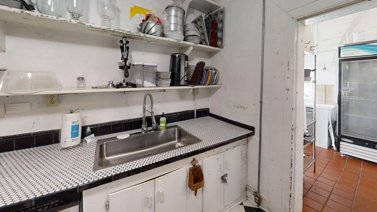 Pelican Inn | Photo 22