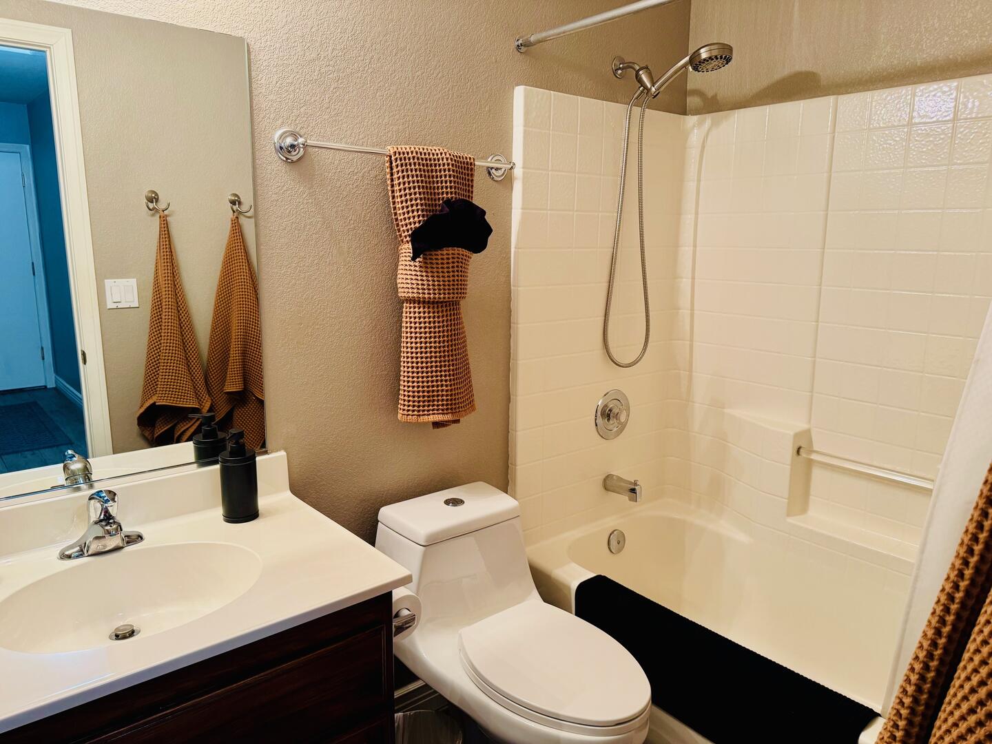 Second Guest Bathroom