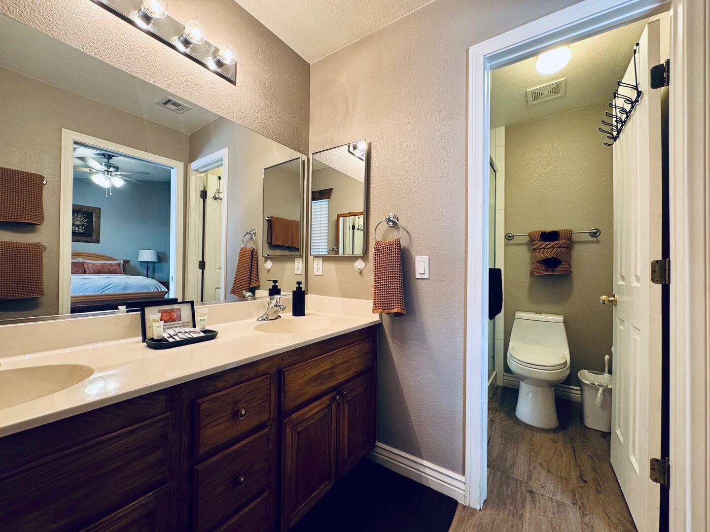 En-Suite Bathroom