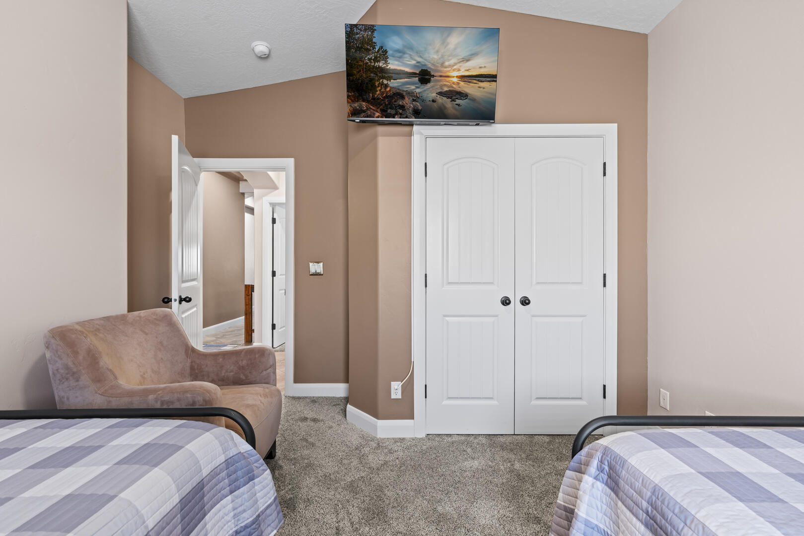 Paws and Putts Oasis | Photo 9