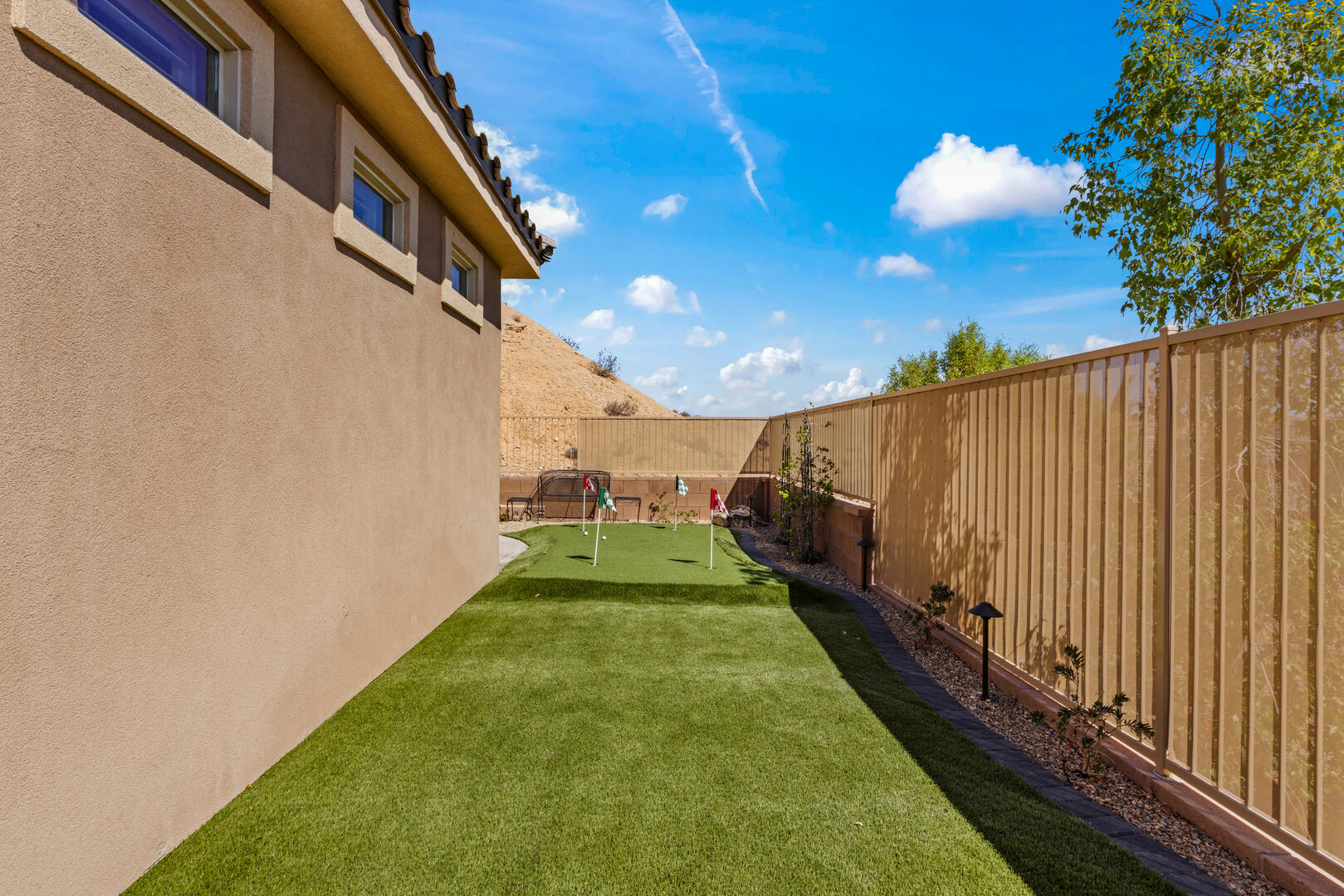 Paws and Putts Oasis | Photo 63