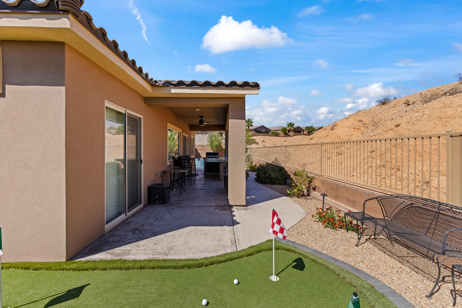 Paws and Putts Oasis | Photo 62