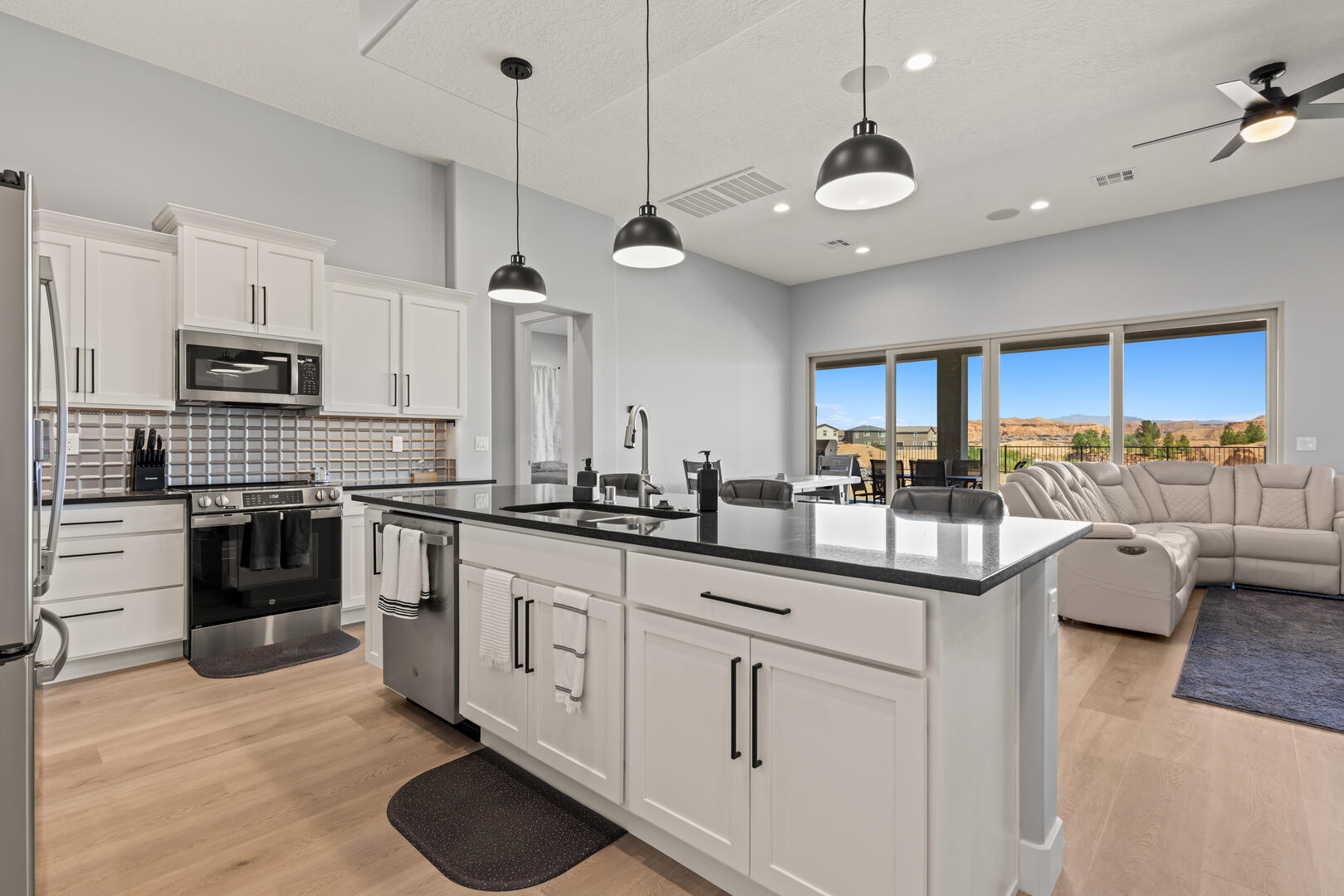 Four Paws & Fairways | Photo 50