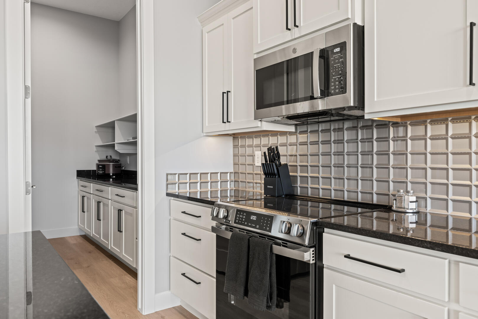 Four Paws & Fairways | Photo 53