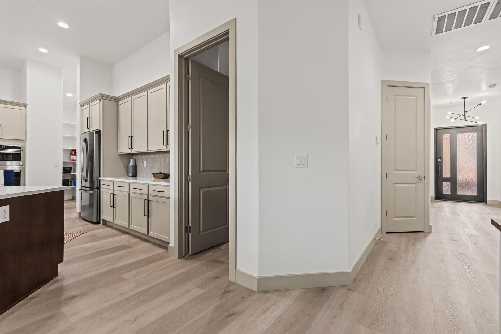 Horizon Luxe Escape | Photo 18