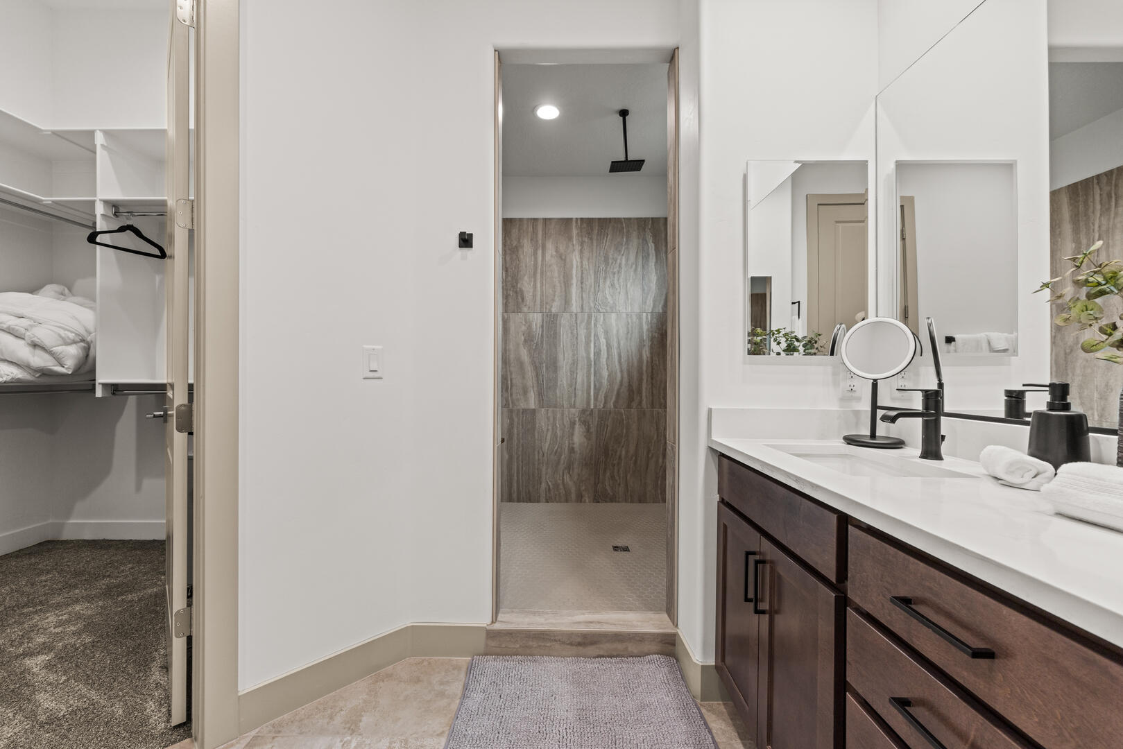 Horizon Luxe Escape | Photo 45