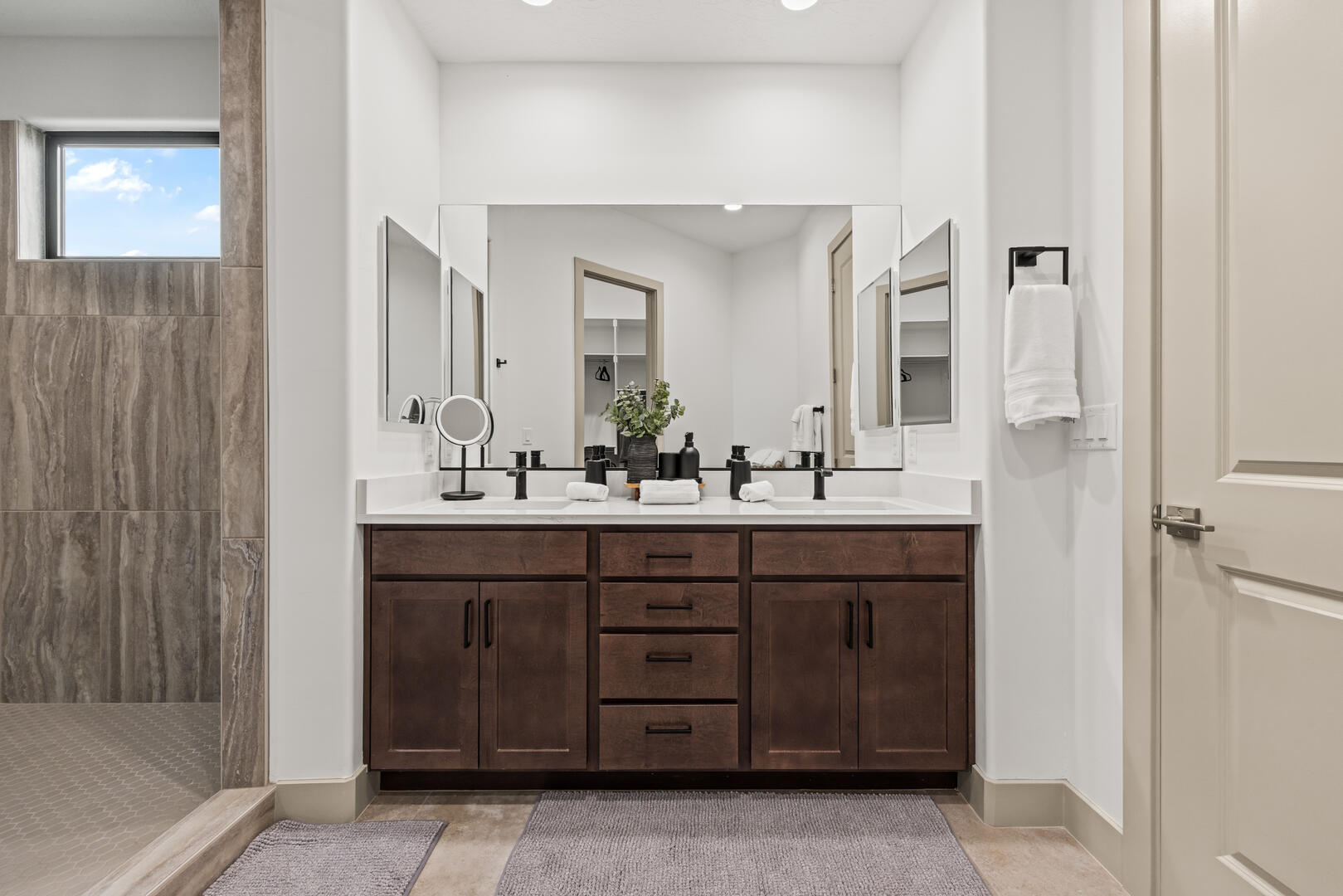 Horizon Luxe Escape | Photo 47