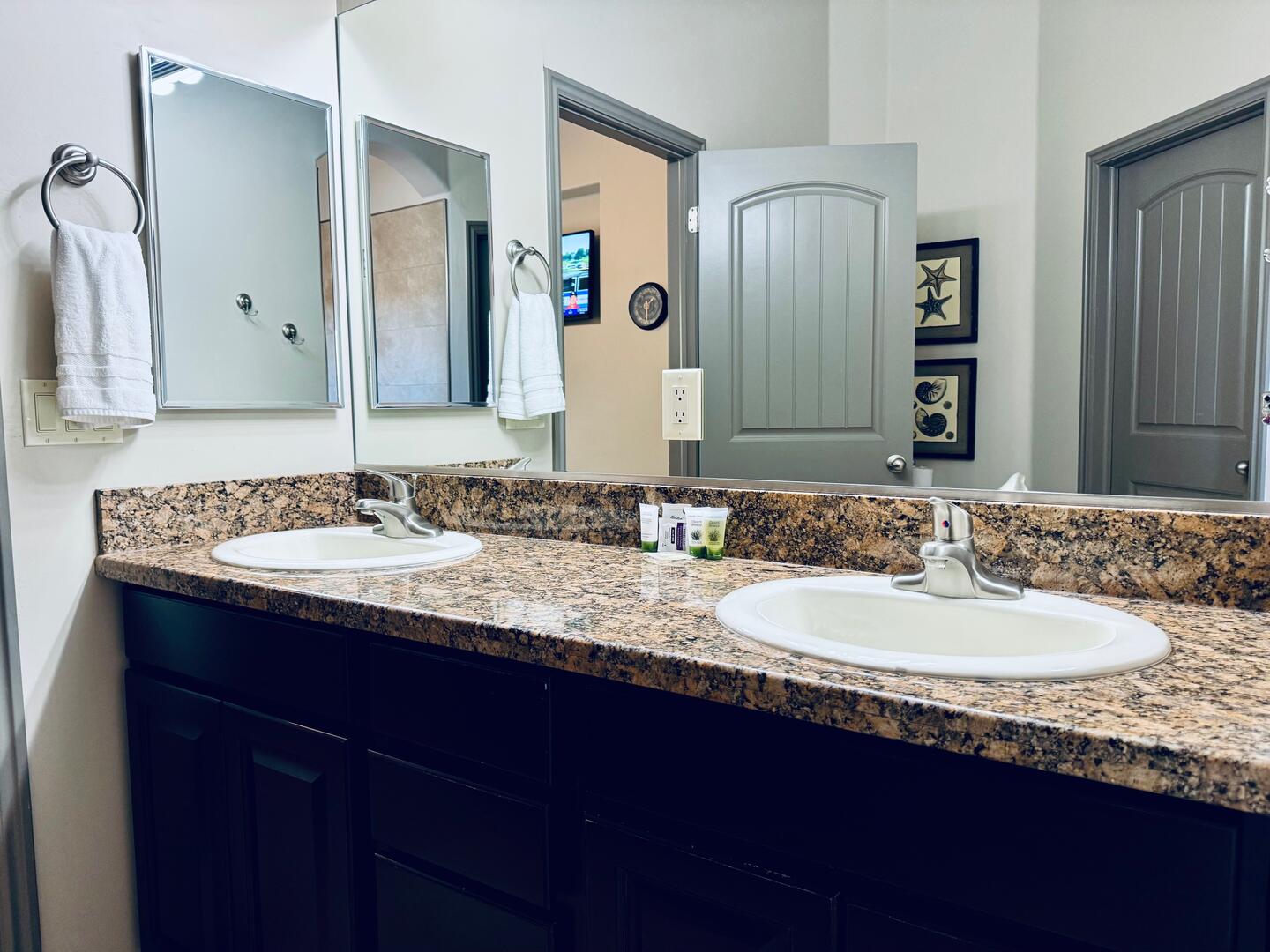 En-Suite Bathroom