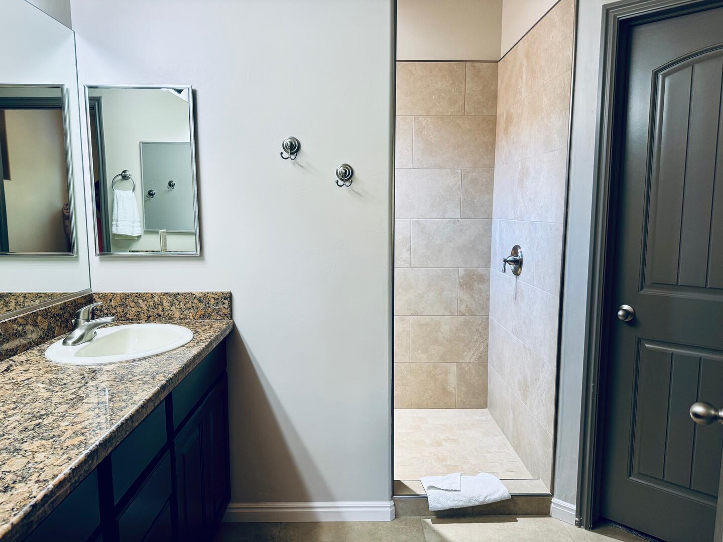 En-Suite Bathroom
