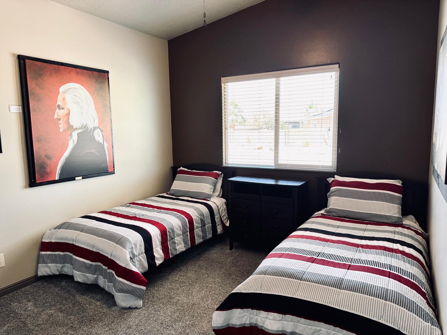 Twin Bedroom 
