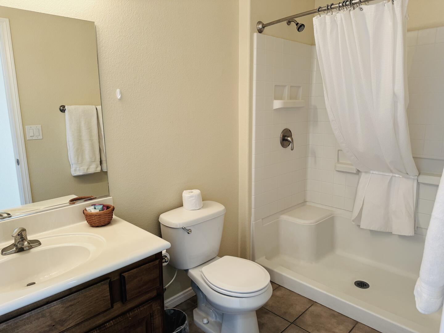 Queens Landing | Photo 25