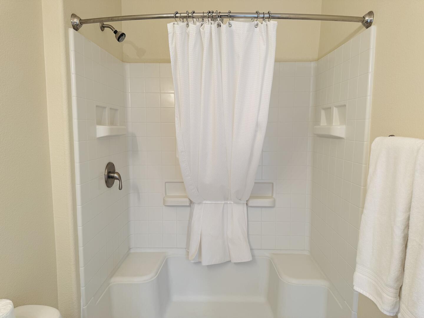 Queens Landing | Photo 26