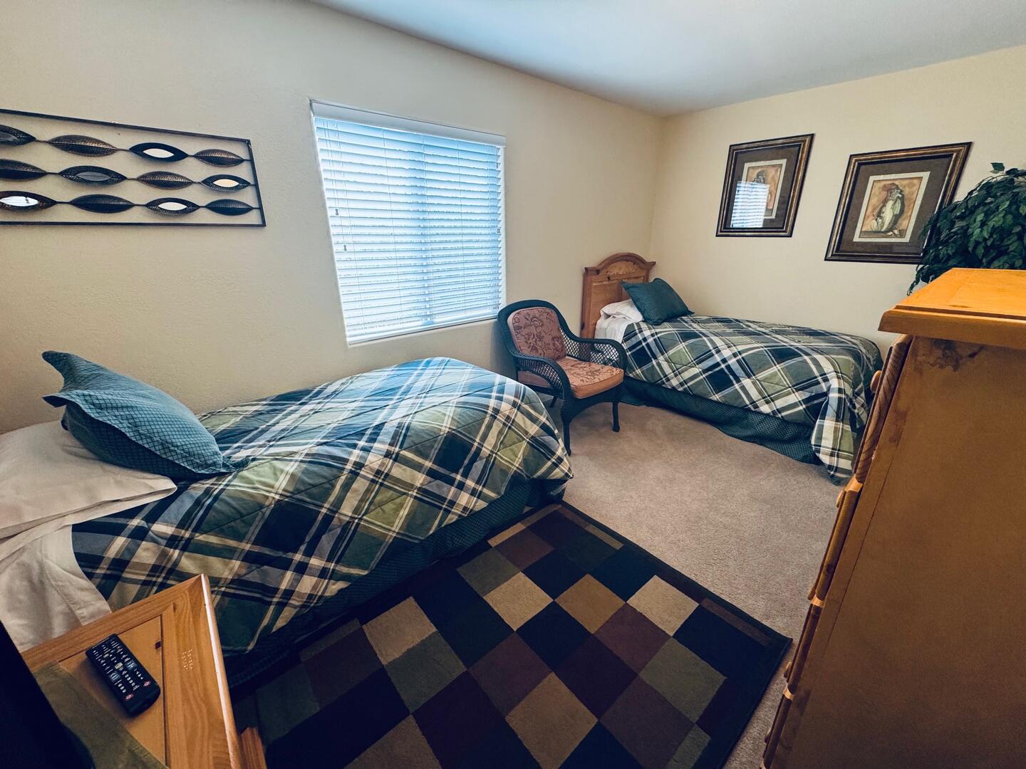 Guest 2 Twin Bedroom