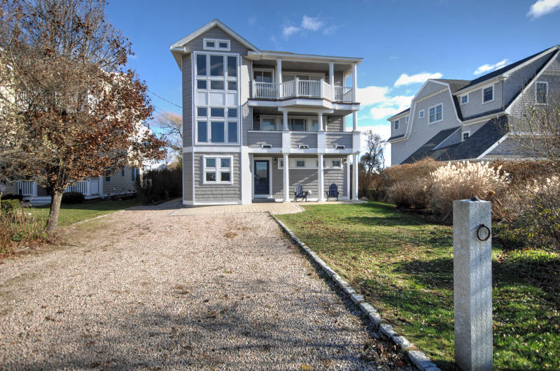 C432 Rosebriar Keep -