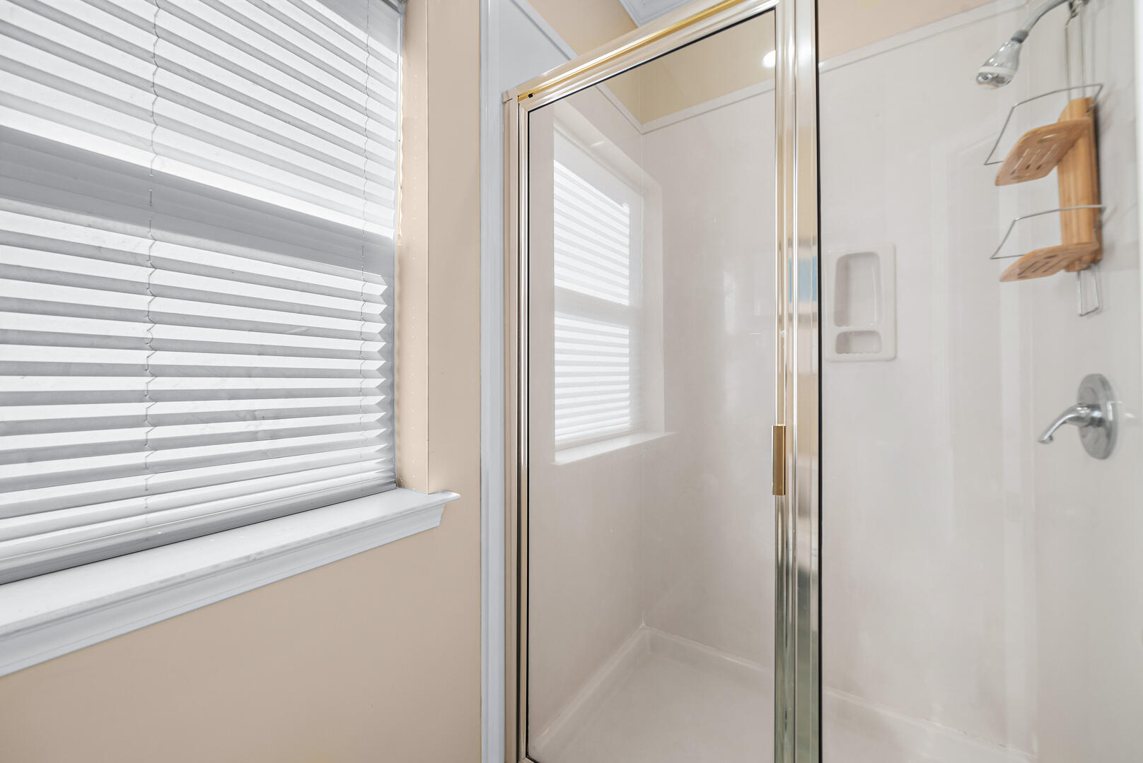 Double Wave | Photo 16000