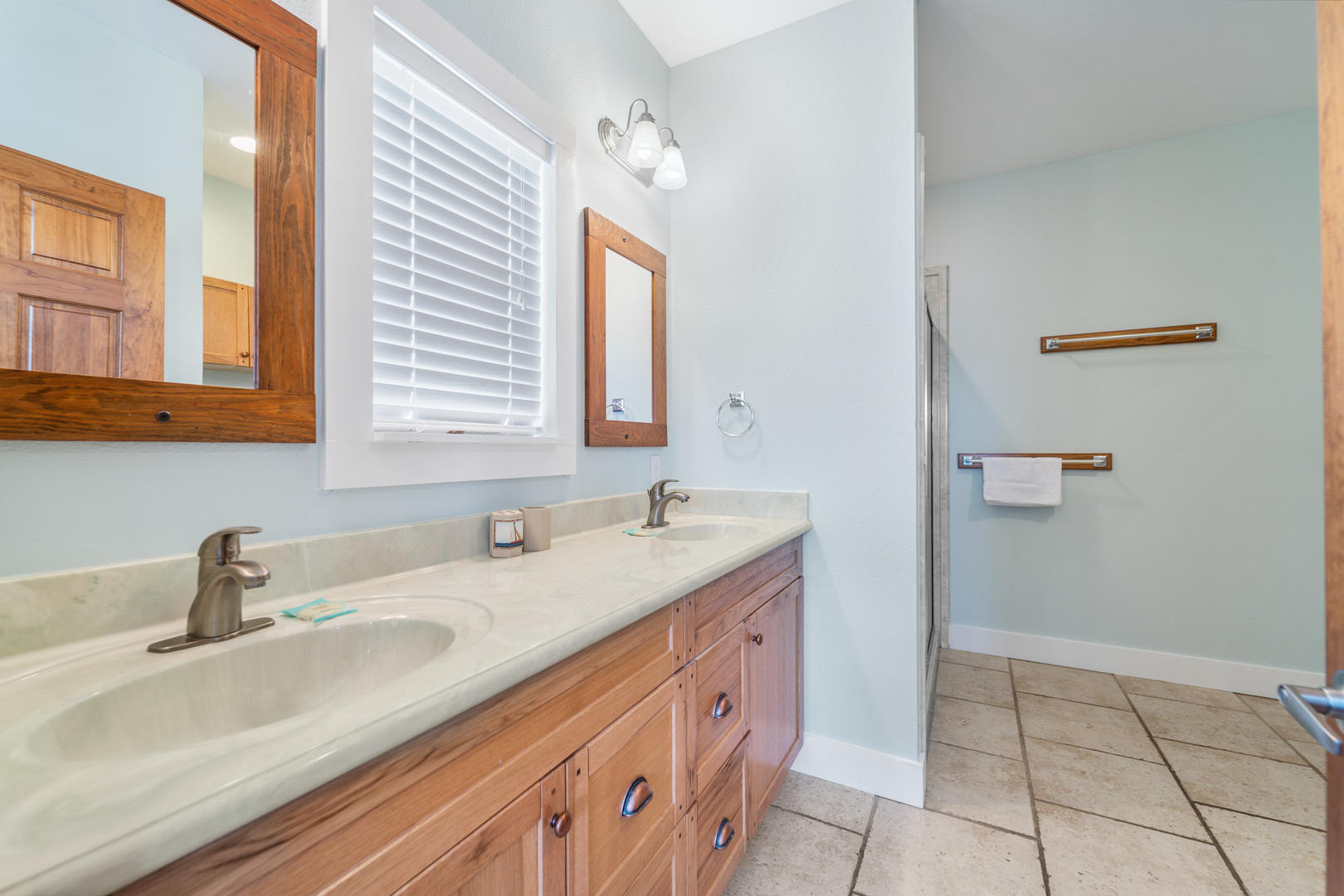 Five O'clock | Photo 101