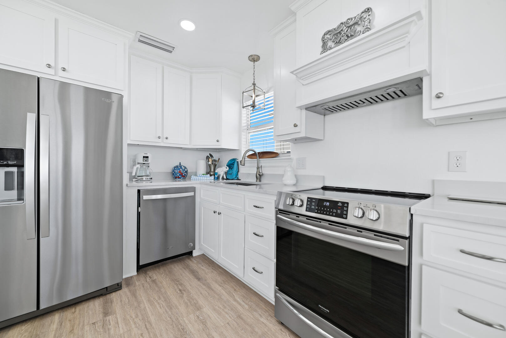 Devereux House | Photo 12000