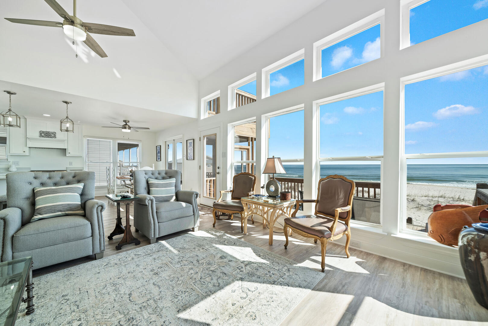 Devereux House | Photo 17000