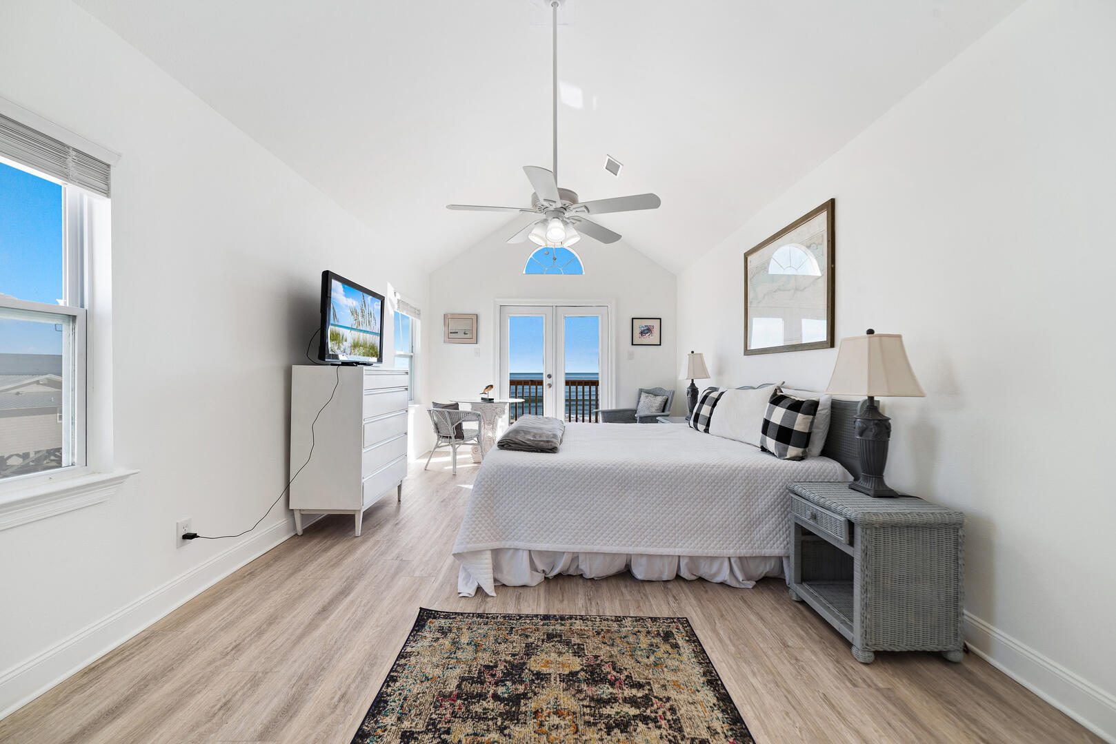 Devereux House | Photo 17500