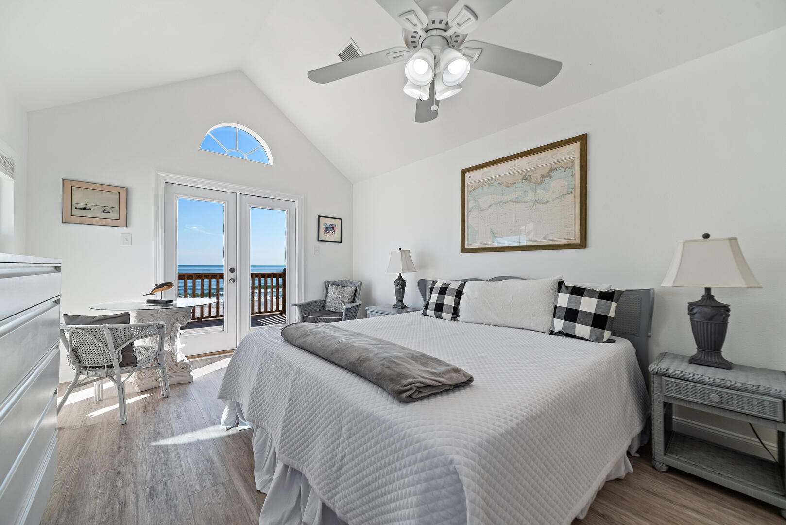 Devereux House | Photo 17600