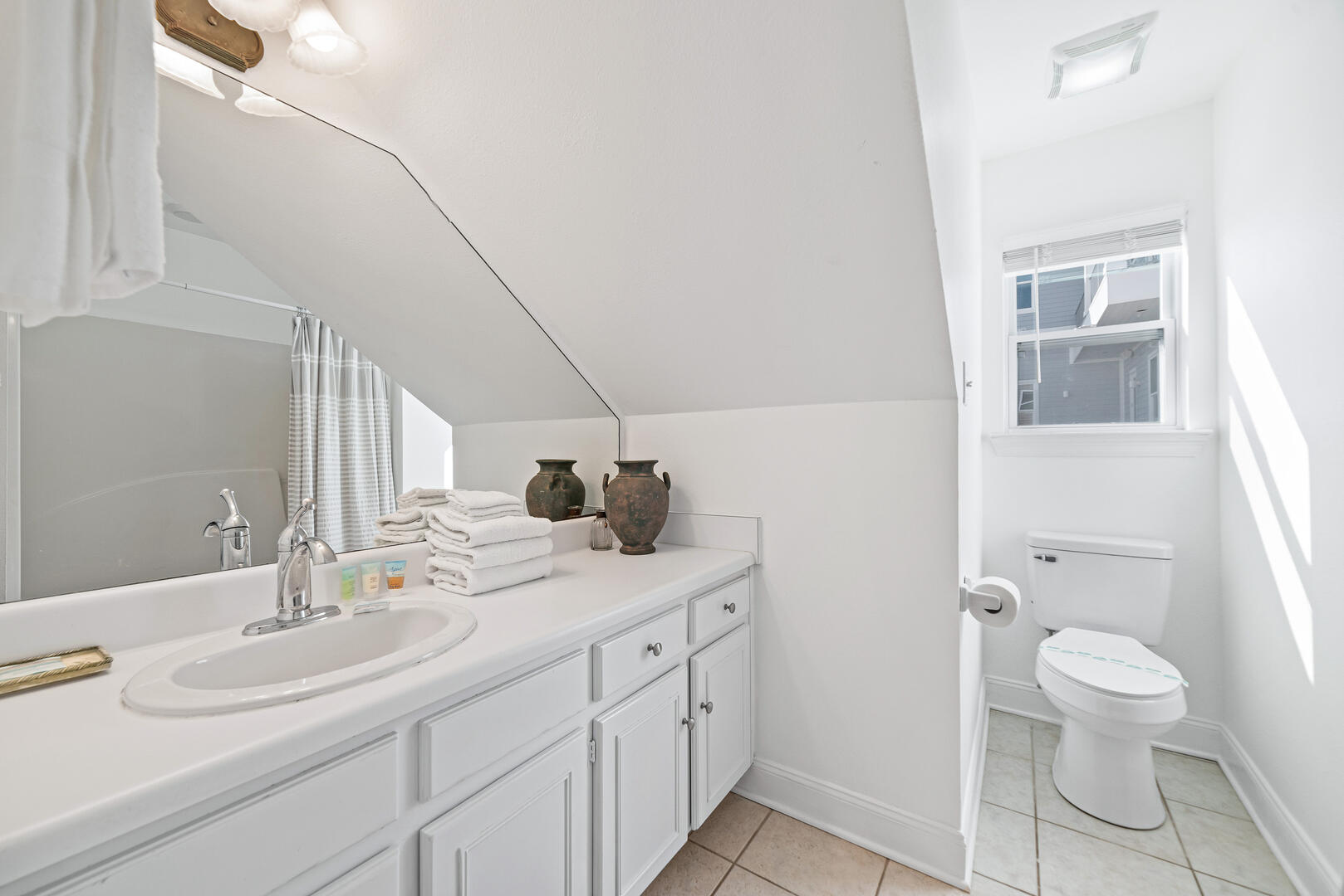 Devereux House | Photo 30530