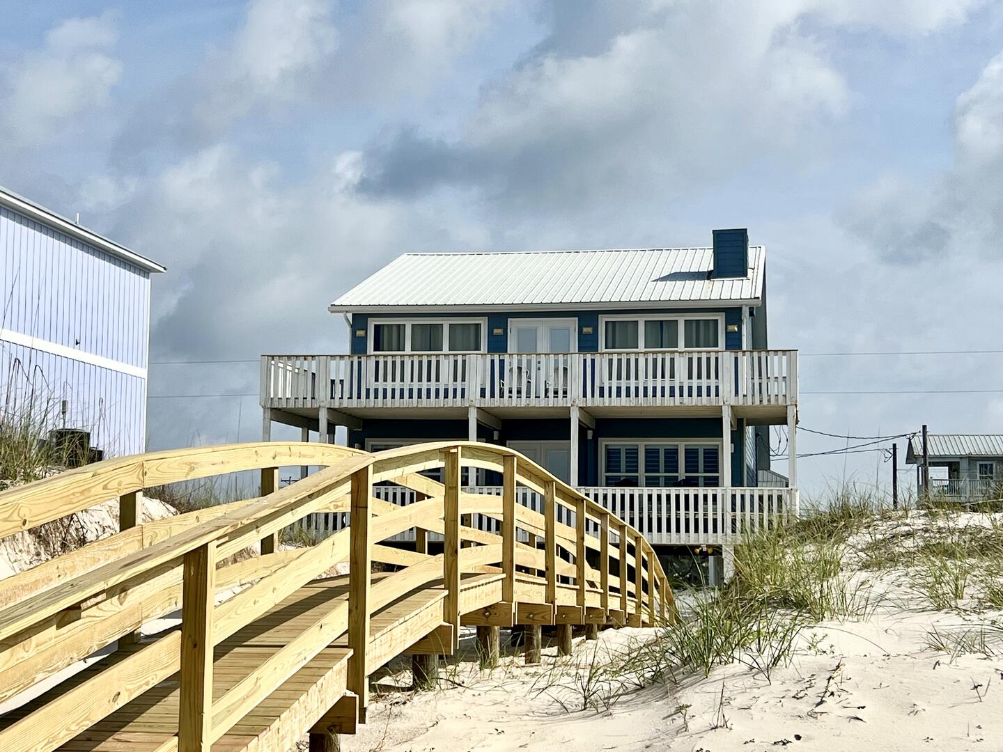 Engulfed | Photo 100007