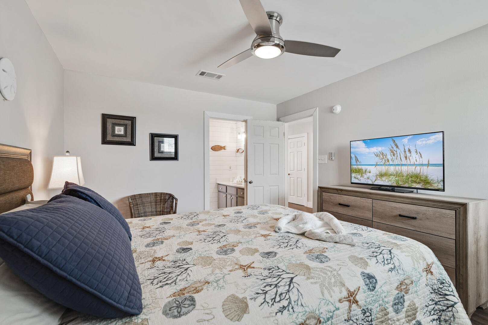 Engulfed | Photo 370