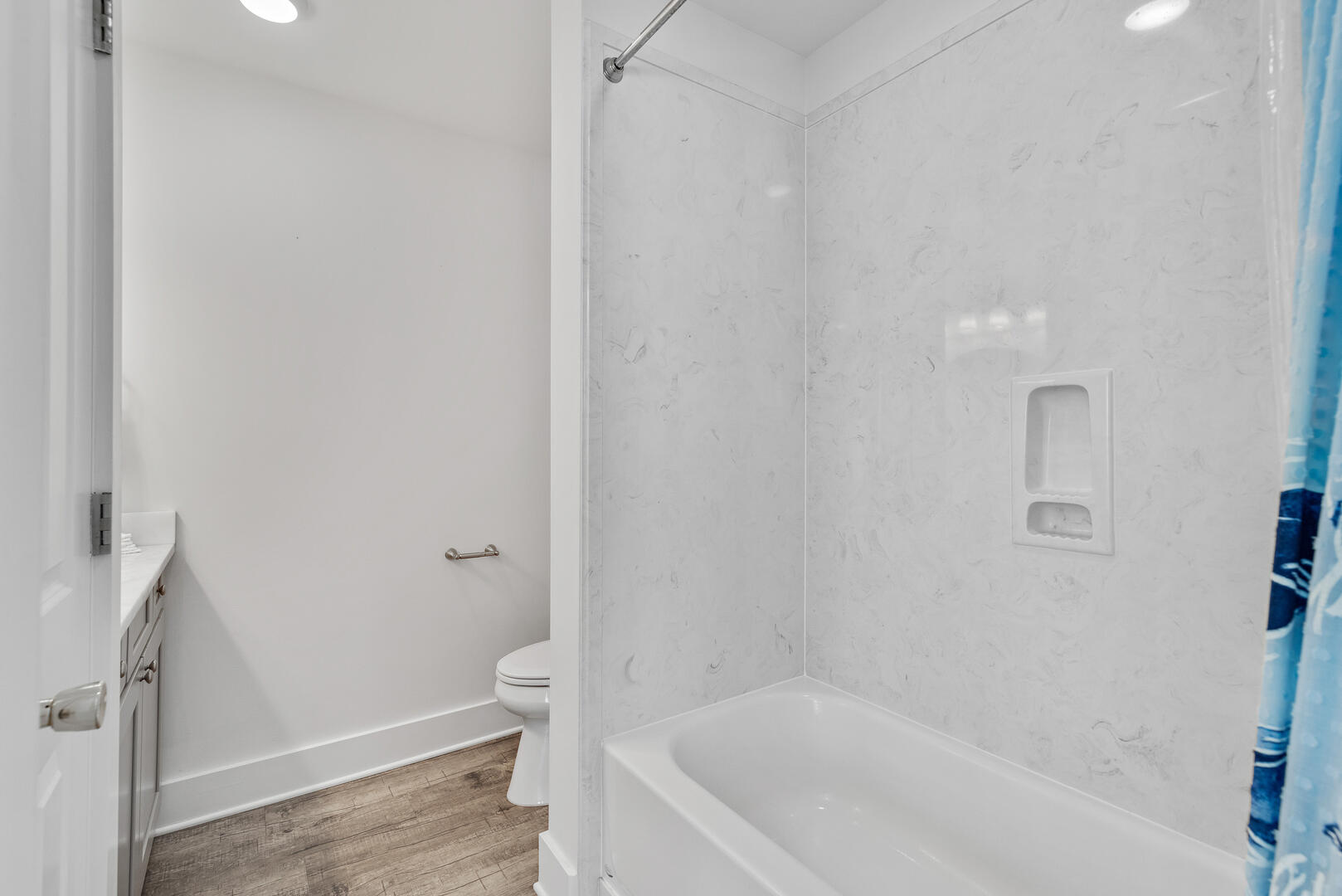 Always Sunny | Photo 19