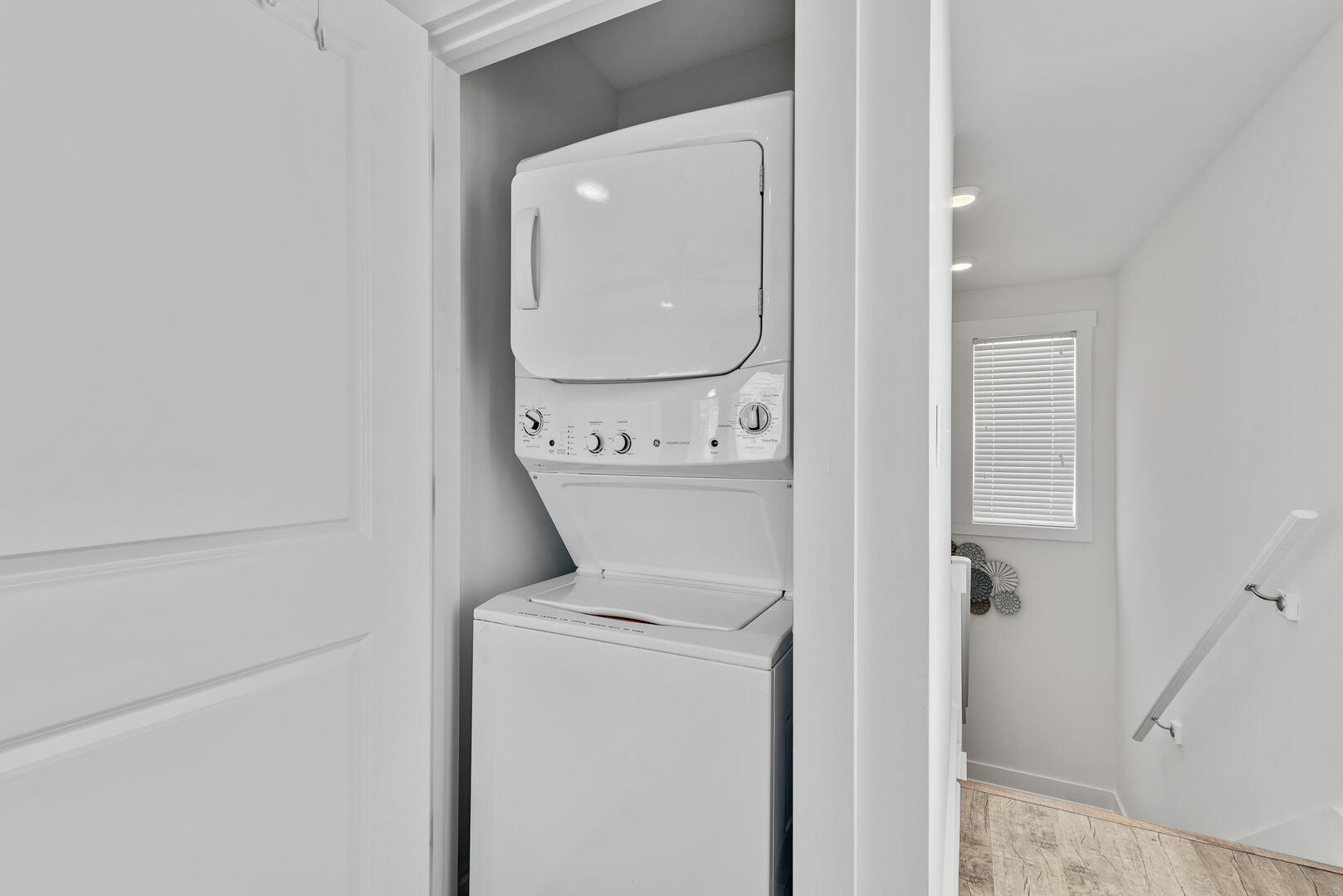 Always Sunny | Photo 29