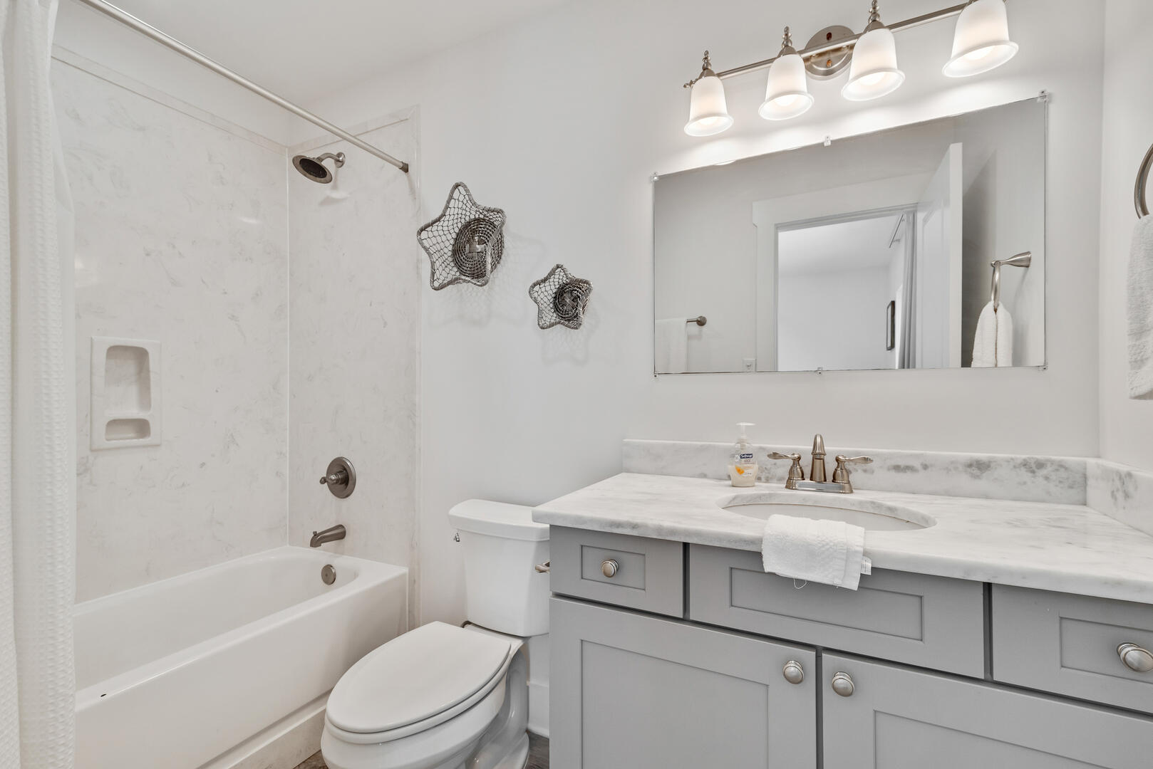 Always Sunny | Photo 37