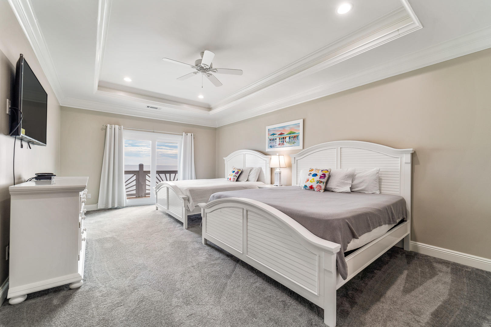 Large Master Suite with 2 Kings- Level 2