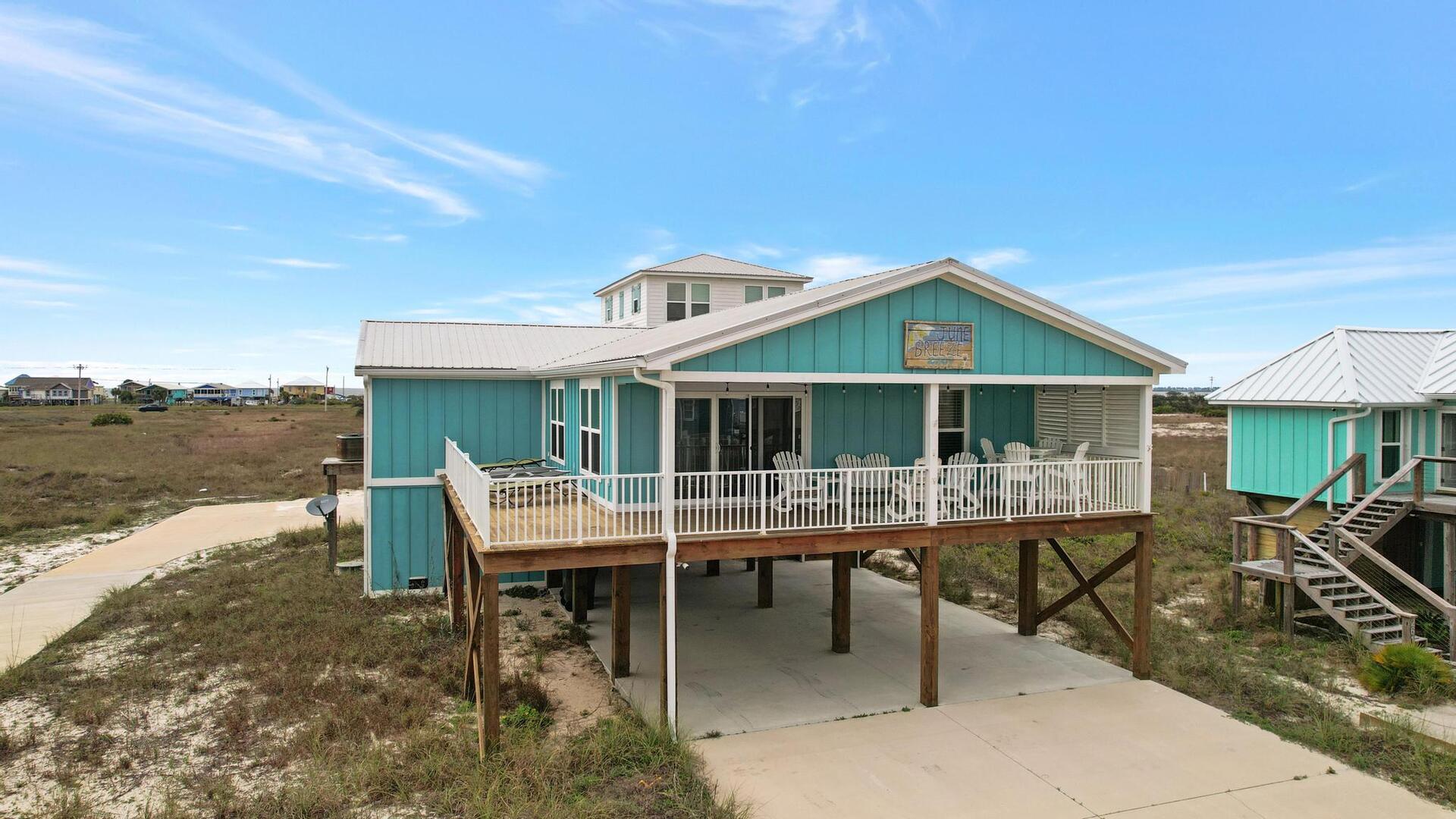 June Breeze- Gorgeous 4 bedroom