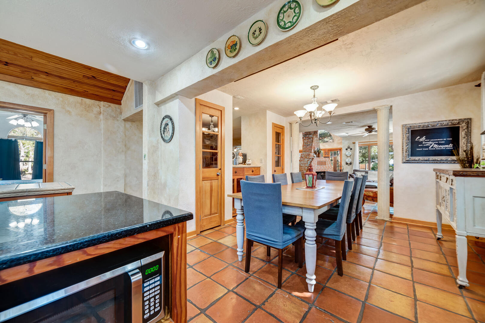 Pelican Bay | Photo 9300