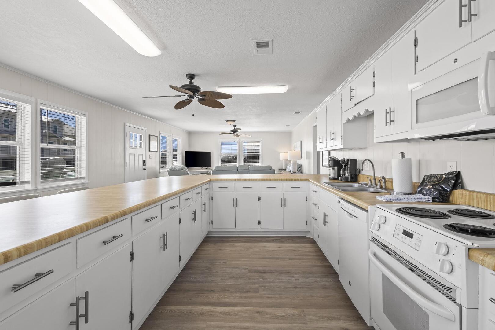 Step Away | Photo 10