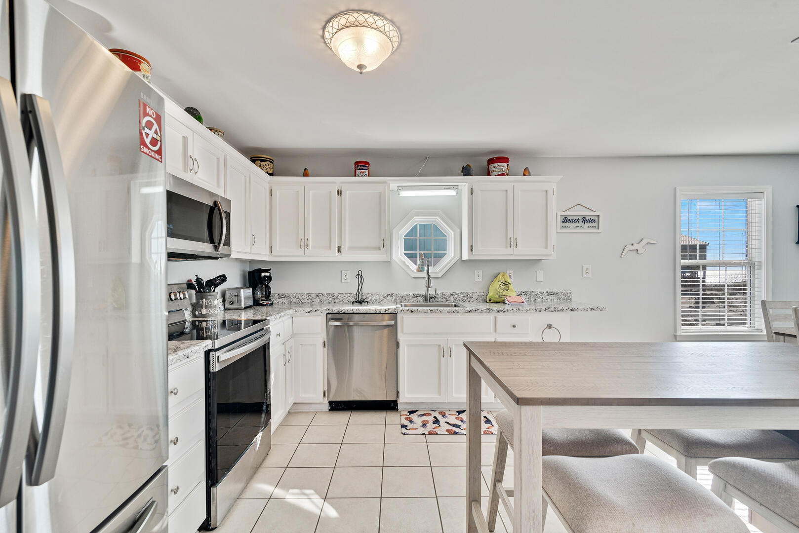 Lonesome Seagull | Photo 12000