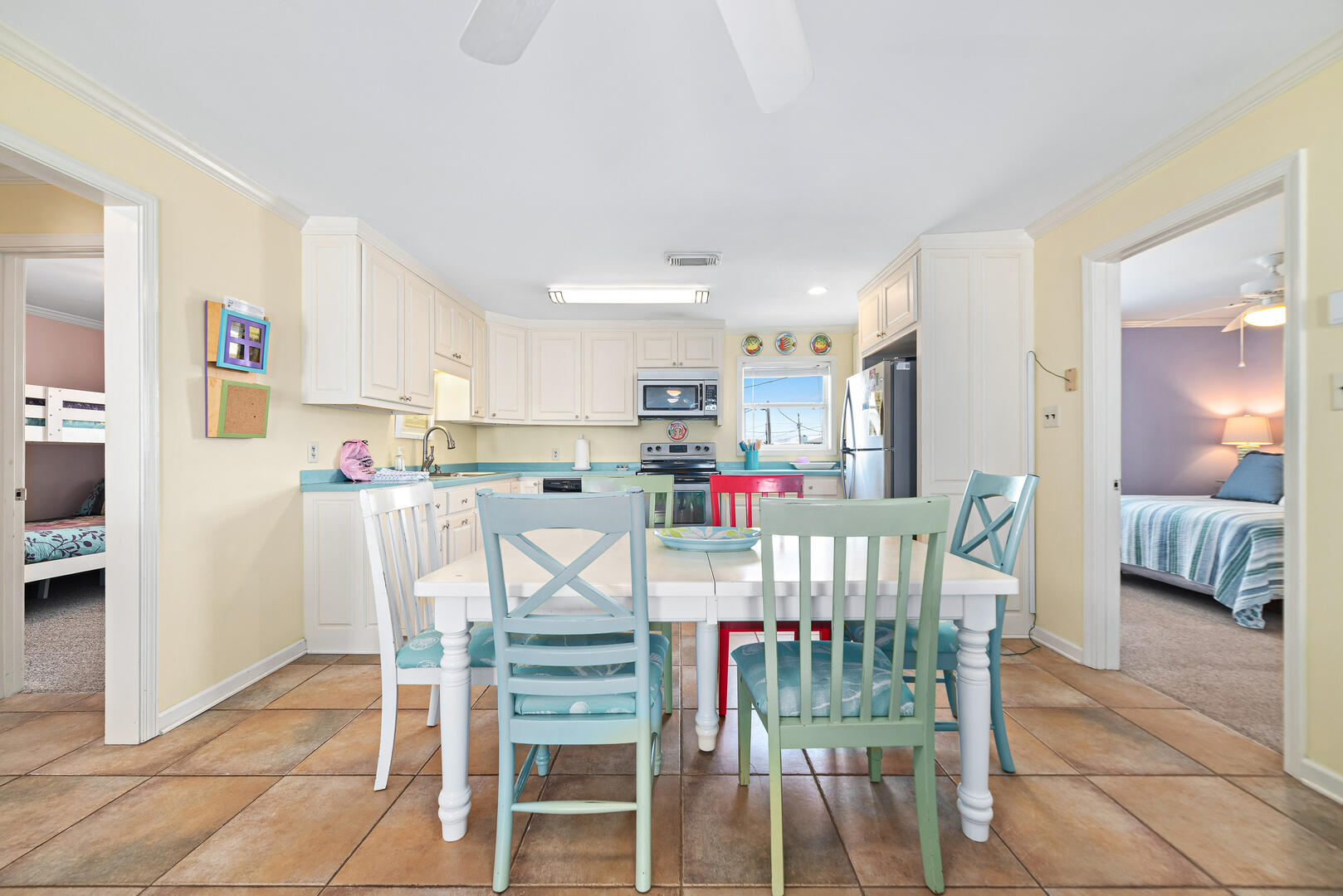 Sit & Swann | Photo 10105