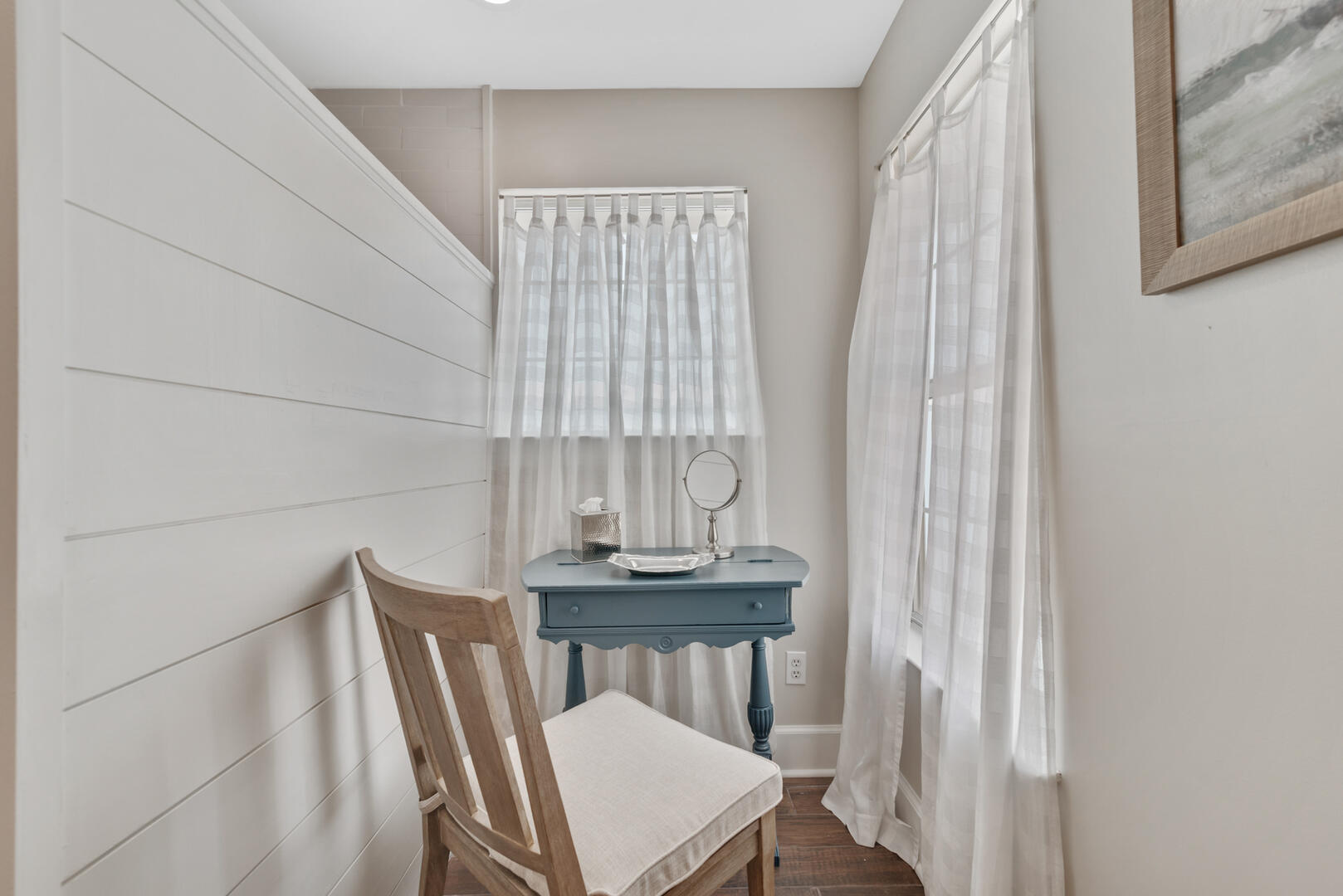 Island Dream East | Photo 23000