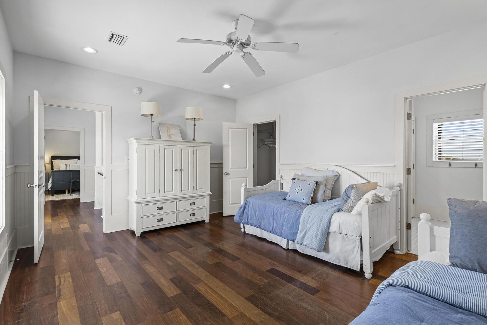 Mighty Fine | Photo 24