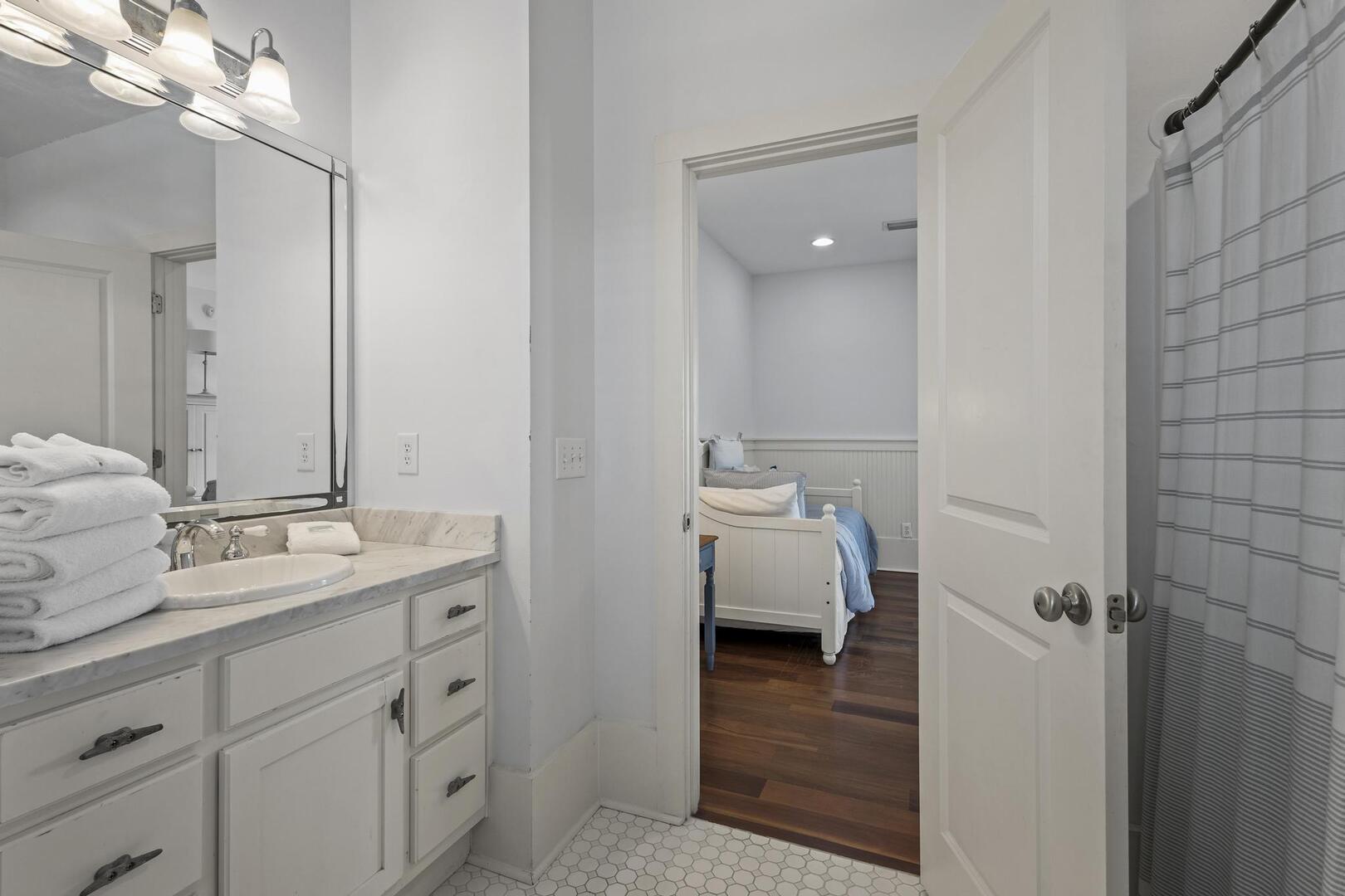 Mighty Fine | Photo 26