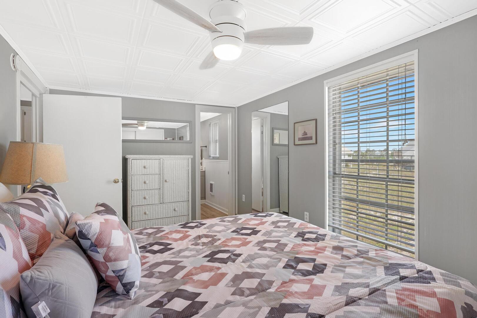 Plumb Paradise | Photo 18