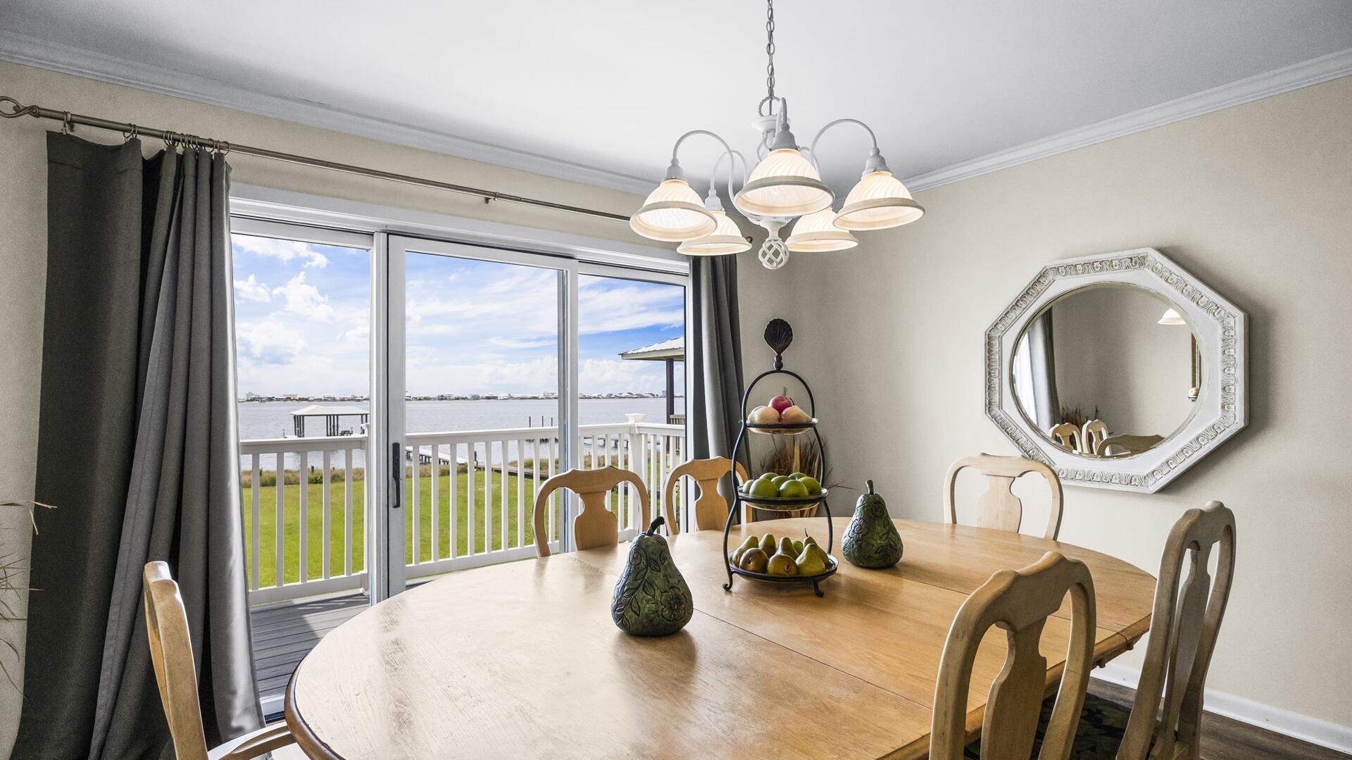 Poppy's Place | Photo 17