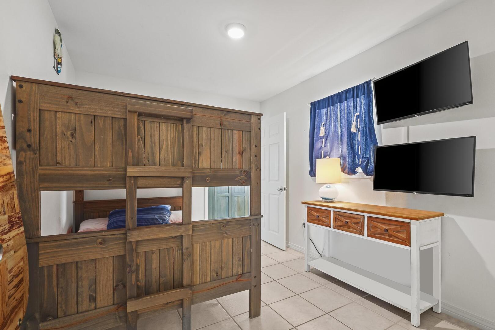 Surfin' Safari | Photo 3000