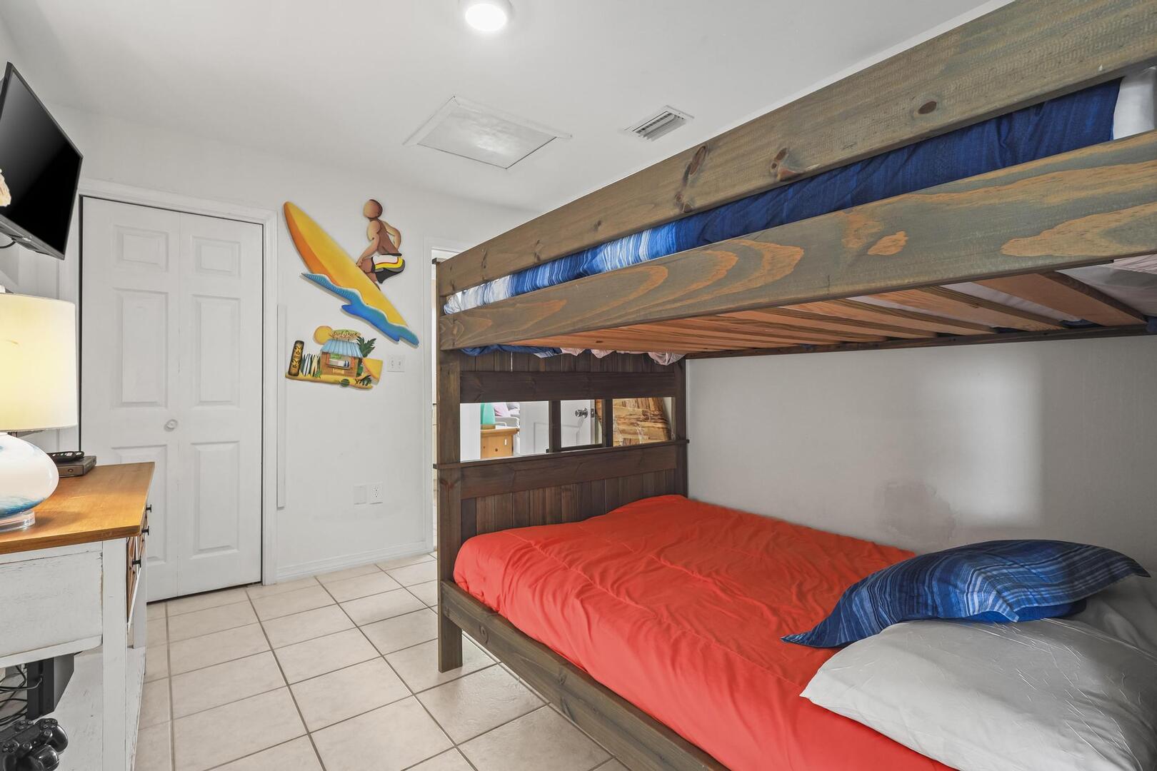 Surfin' Safari | Photo 3010